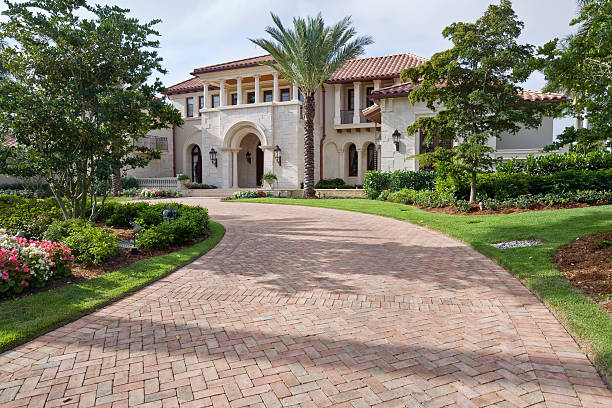 Reliable Waverly, IA Driveway Pavers Solutions